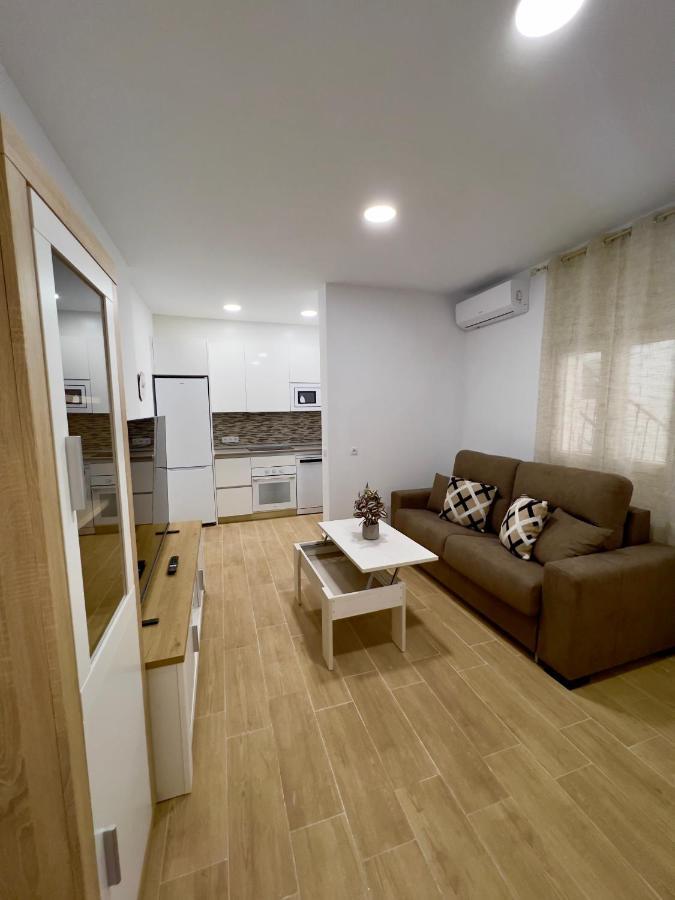 Rockside Residences Suites La Linea La Línea de la Concepción Buitenkant foto