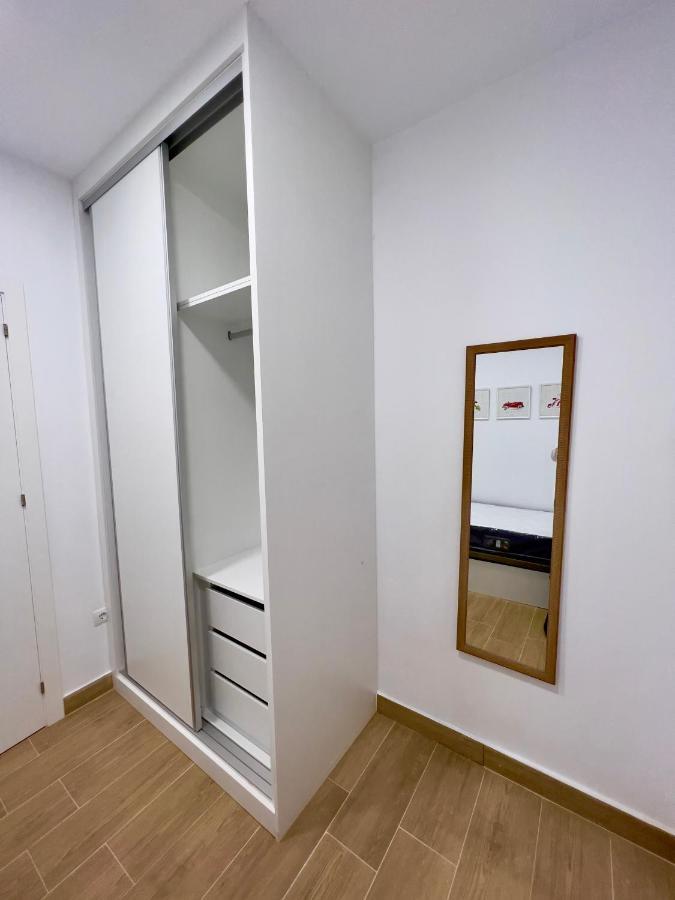 Rockside Residences Suites La Linea La Línea de la Concepción Buitenkant foto